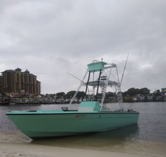 Get The Gaff Sportfishing Charters Robalo Boat