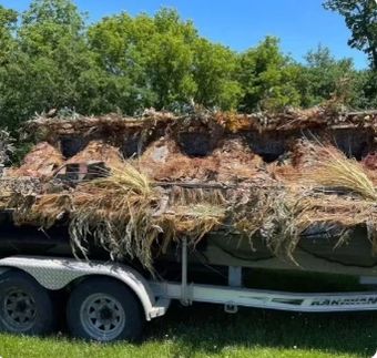 Captain Ken’s Wild Wings Phowler Big Duck Rig Boat