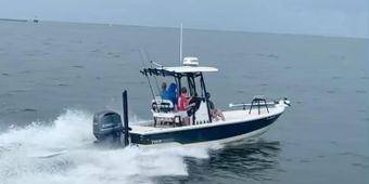 Airborne Outdoors Fishing Charters Pathfinder (Bay boat) Boat