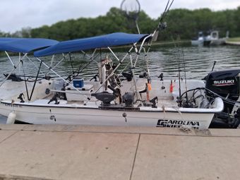 Off The Hook Fishing Trips Carolina skiff Boat