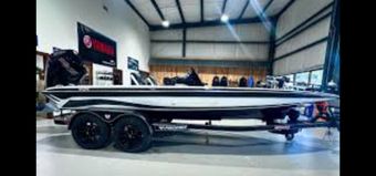 Eric's Elite Guide Service Phoenix Boat