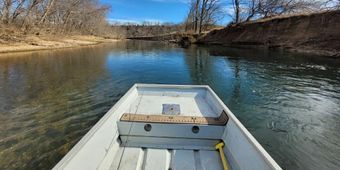 Gasconade River Guide Blazer Boat