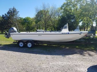 Papa Bob's Guide Service Falcon (Center console) boat