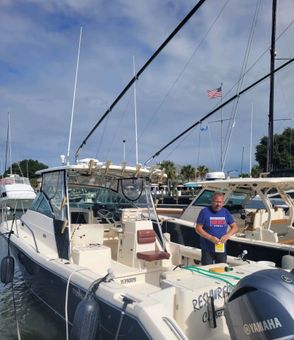 Resuwrecktion Charters Pursuit Boat