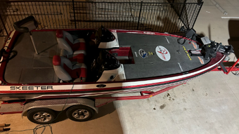 Texas Fishing Frenzy Guide Service Skeeter Boat