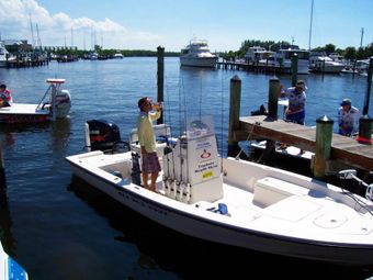 Red Fin Addict Inshore Charters Pathfinder (Flats boat) Boat