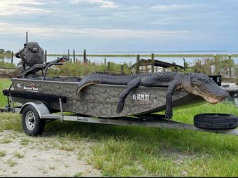 Williamson Outfitters Gatortail Boat
