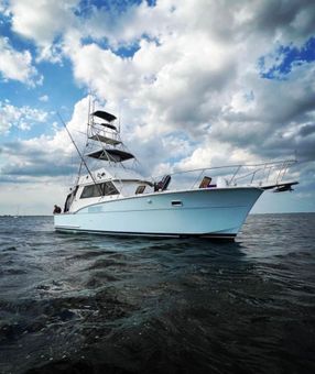 RAD-I-Kal Charters Hatteras Boat