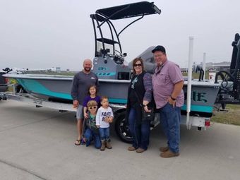 Mojo Guide Service & Outfitters bay boat Boat
