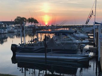 Lance Valentine Sport Fishing Polar Kratf Boat
