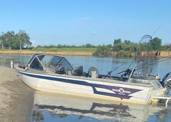Johnson Outdoor Industries Willie Predator Boat