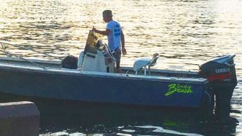 Beach Charter Company Robalo boat