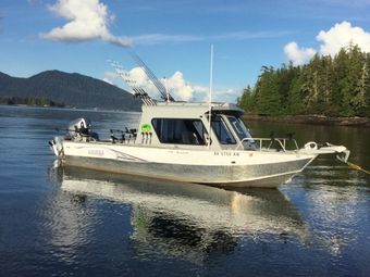 The Alaska Catch Hewescraft boat