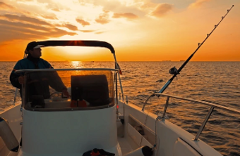 Swamp Fox Guide Service Grady White Boat
