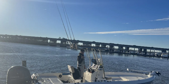 Fin's Guide Company Skeeter Boat
