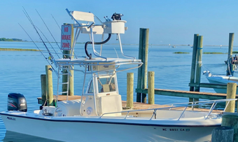 Chasin’ Wake Charters Mako Boat