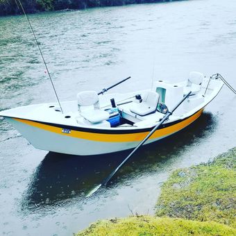 Peter Santley Flyfishing ClackaCraft Boat