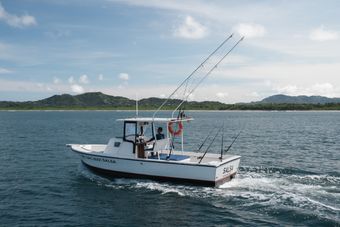 Coyote Sportfishing Escapade Boat
