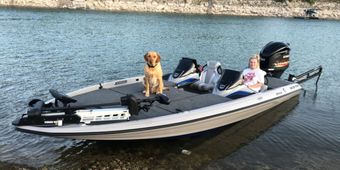 Bass Tours ATX Skeeter (Bass boat) Boat