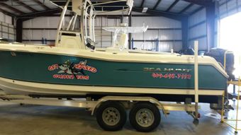 Get Hooked Fishing Charters Galveston Sea hunt (Center console) boat