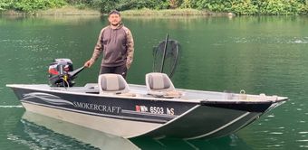 Kalama Guide Service Smokercraft Jet sled boat