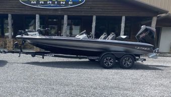 Myles Murray Guide Service Caymas (Bass boat) boat