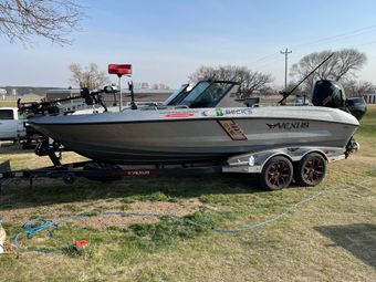 South Dakota Guided Fishing Vexus boat