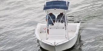 Salty Dawgz' Charters Cape Horn (Center console) boat