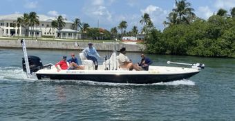 ZFG Fishing Skeeter (Bay boat) boat