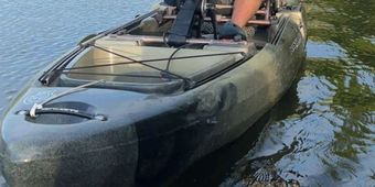 Livingwater Guide Services Kayak & Cankes Boat