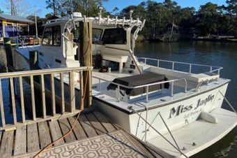 Off The Hook Charters Bonner (Convertible) boat
