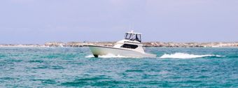 Charter Boat Au-Sum Hatteras Boat