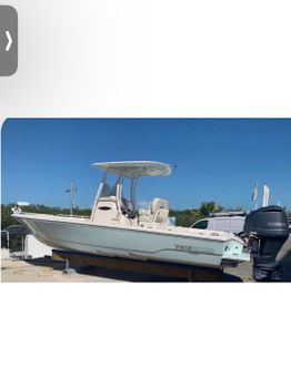 J&F eXcursions Pathfinder boat