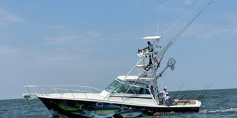 Biloxi Bluewater Charters Topaz (Sportfishing) Boat