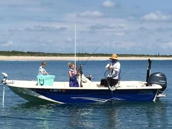 Freedom Runner Fishing Charters Sea Hunt (Center console) boat