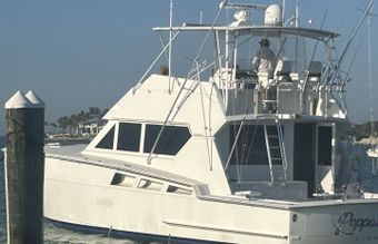 Poppa Wahoo Hatteras Boat