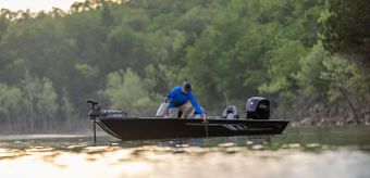 Muncy Creek Outfitters Crestliner XF 189 Bass Boat Boat