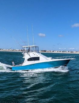 Tail Chaser Charter Fishing Luhrs boat