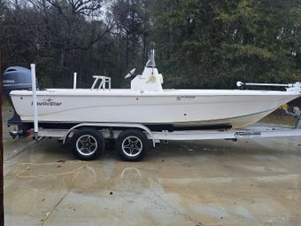Hardhead Charters, LLC Nautic Star Boat