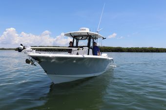 Scotty J's Charters Sea Hunt Gamefish (Center console) boat