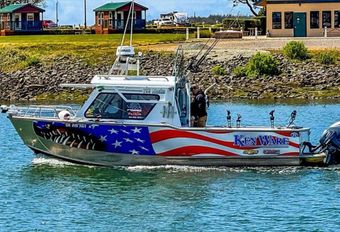 SOA Charters Hewescraft Boat