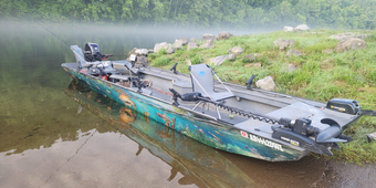 Ozark’s Full Stringers LLC Shawnee Boat Company Boat