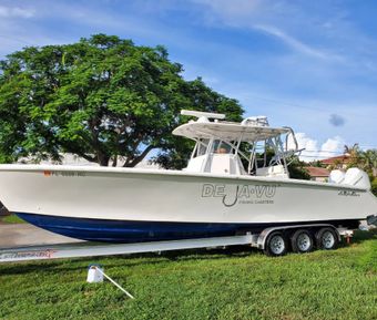 Deja Vu Fishing Charters SeaHunter (Center console) boat