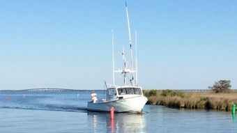 Croatan Charters Duffy boat