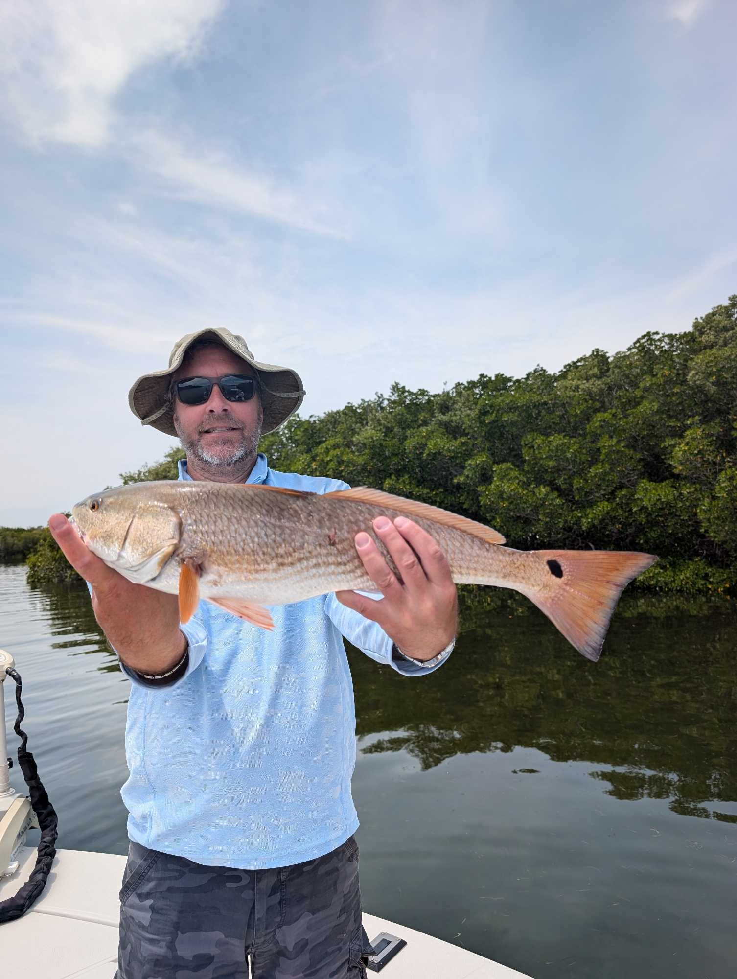 Beautiful Crystal River redfish makes for perfect fishing memories!
