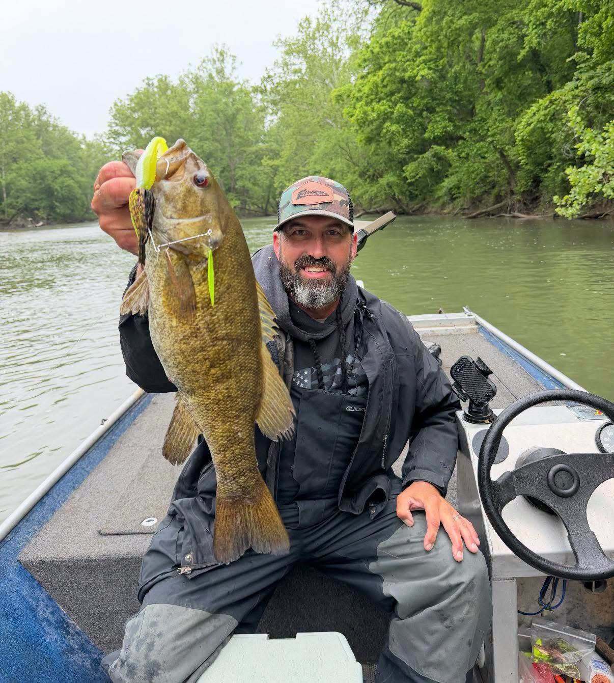 Powerful Smallmouth Bass Catch