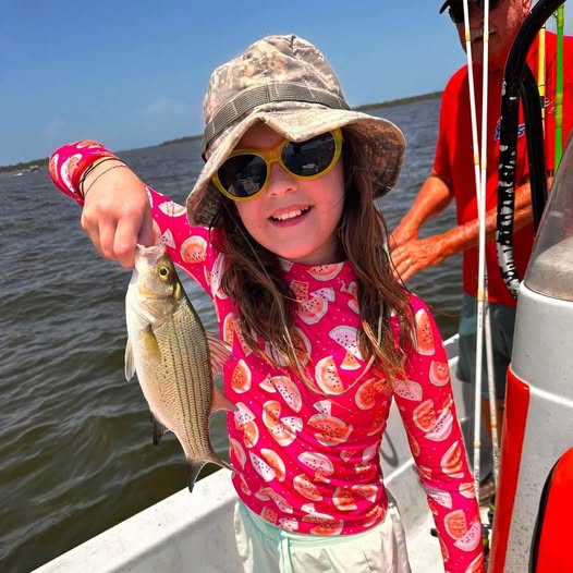 Make memories that last a lifetime with a kid-friendly fishing adventure on the Neosho River.