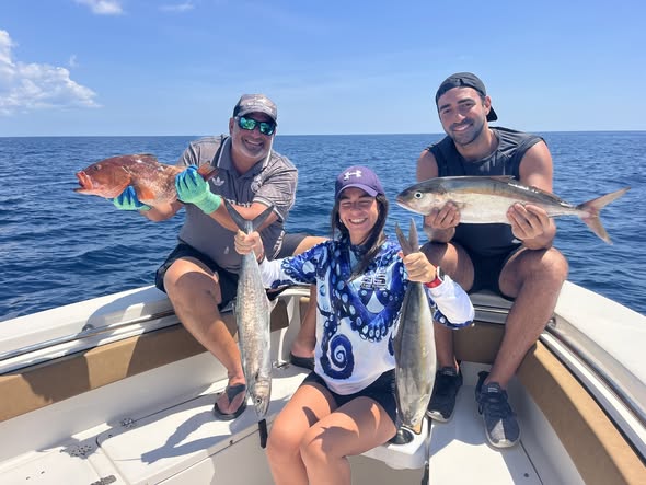 From families to experienced anglers, our West Palm Beach offshore fishing charter delivers a comfortable, action-filled day on the water with quality equipment and personalized service.