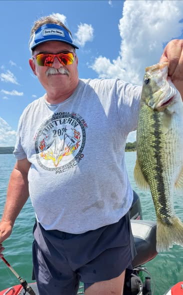 Looking for an unforgettable freshwater adventure? Branson bass fishing charters provide exciting action for families, friends, and serious anglers alike.