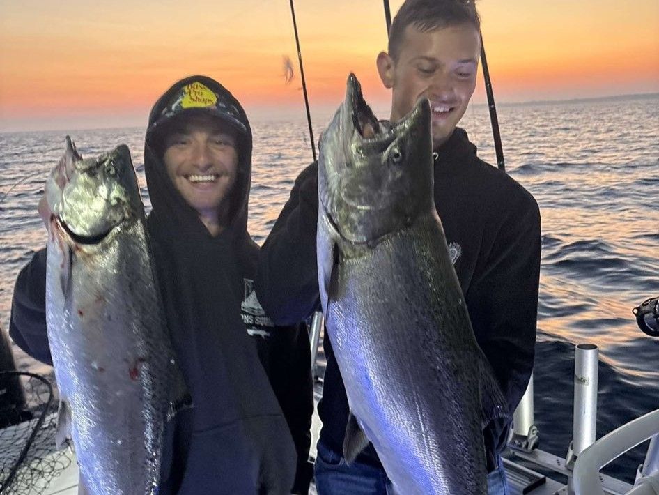 Premium Lake Michigan Salmon Fishing | 6 Hours